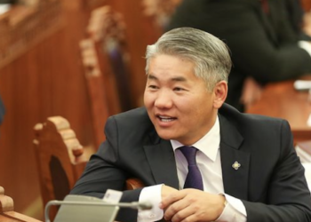 Ж.Энхбаяр: Монголын эрх ашгаас урвасан бодлогыг УИХ баталлаа