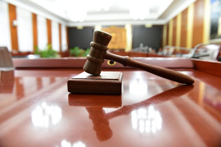 Захиргааны хэм хэмжээний актаар хүний эрх, эрх чөлөөг хязгаарласан аливаа зохицуулалт тусгахгүй байх зохицуулалт тусгалаа