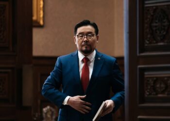 Засгийн газрын шинэ бүрэлдэхүүнийг танилцуулж байна…