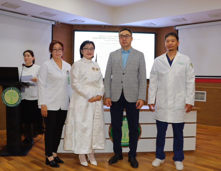 ТӨРИЙН ДЭЭД ОДОН,  ГССҮТ: МЕДАЛИАР ШАГНУУЛСАН ЭМЧ, СУВИЛАГЧ НАРТАА ХҮНДЭТГЭЛ ҮЗҮҮЛЛЭЭ