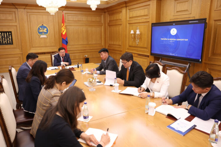 МУ-ын Ерөнхий Сайд Г.Занданшатар: Иргэд төрд итгэх итгэл суларч байна