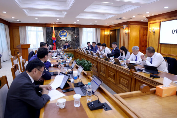 Ой, хээрийн гал түймэртэй тэмцэх, шуурхай хариу арга хэмжээ авахад шаардлагатай 6,7 тэрбум төгрөгийг Засгийн газрын нөөц сангаас гаргана