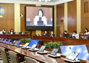 Хууль зүйн байнгын хороо өнөөдөр доорх асуудлаар хэлэлцүүлэг хийлээ