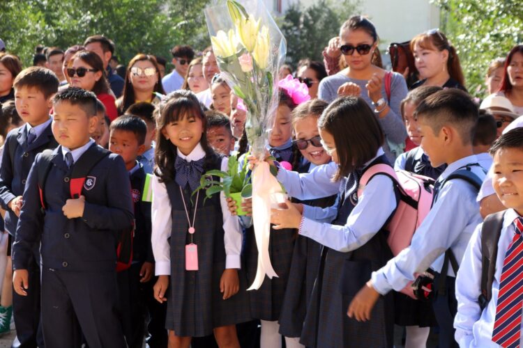 ЕРӨНХИЙ БОЛОВСРОЛЫН СУРГУУЛИЙН 2025-2026 ОНЫ ХИЧЭЭЛИЙН ЖИЛИЙН БҮТЭЦТЭЙ ТАНИЛЦАНА УУ