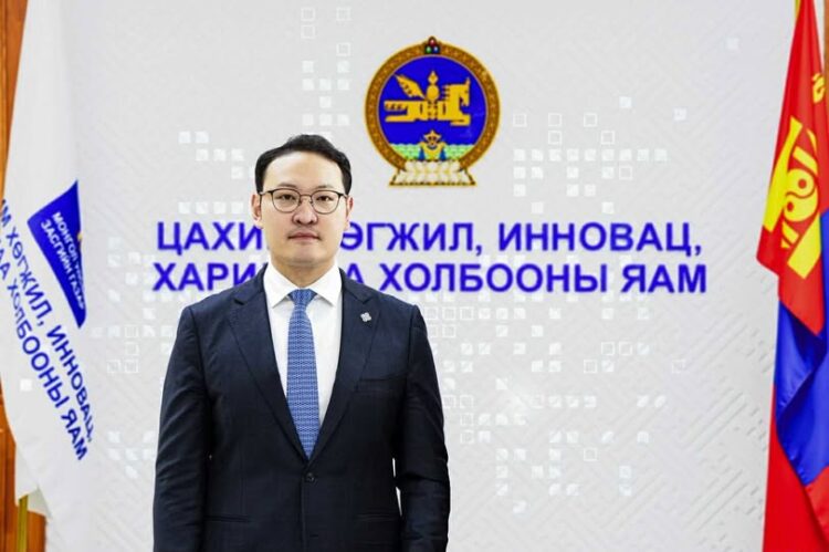 ЦХИХХ-ны сайд Э.Батшугар:Монгол Улсад орчин цагийн харилцаа холбоо, мэдээллийн технологийн салбар үүсэж хөгжсөний 104 жилийн ой тохиож байна