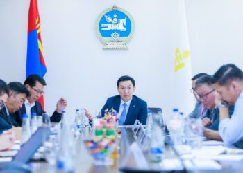 Тэргүүн шадар сайд бөгөөд Эдийн засаг, хөгжлийн сайд Н. Учрал сайдын зөвлөлөө бүрдүүллээ
