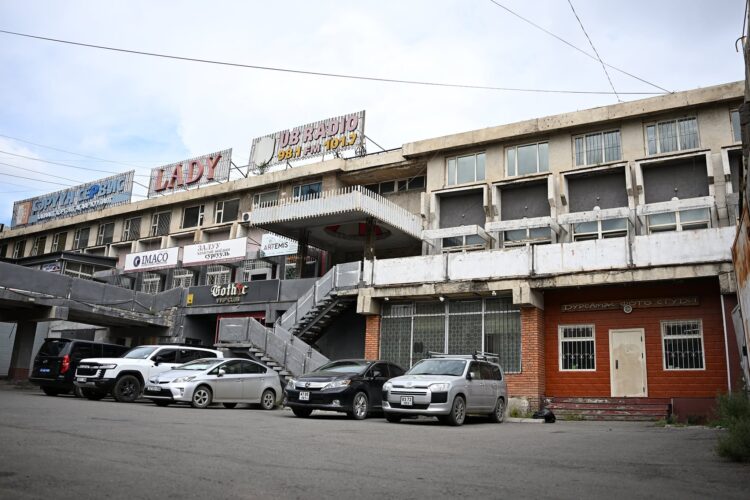 Чингэлтэй дүүргийн 5 дугаар хороонд 19 болон түүнээс дээш давхар барилга төлөвлөх боломжтой газар, объектыг дуудлага худалдаагаар худалдана