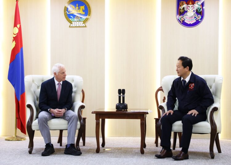 Денвер хот дахь Монгол Улсын Өргөмжит консул Ж.Вагенландер тэргүүтэй төлөөлөгчдийг хүлээн авч уулзлаа