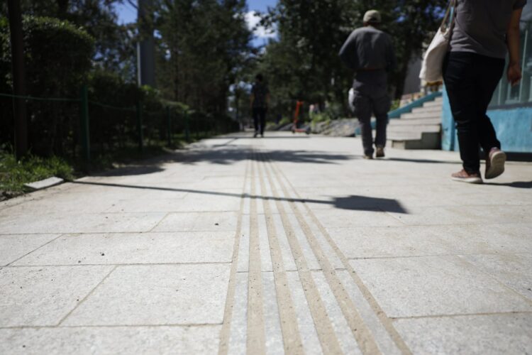 Зүүн 4 замаас Офицерын тойрог хүртэлх явган замыг есдүгээр сарын 1-ээс өмнө дуусгана