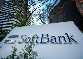 “SoftBank” компани “Intel”-д 2 тэрбумын хөрөнгө оруулна