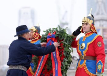 УИХ-ын дарга Д.Амарбаясгалан Улс төрийн хэлмэгдэгсдийн дурсгалын өдрийг тохиолдуулан хүндэтгэл илэрхийллээ