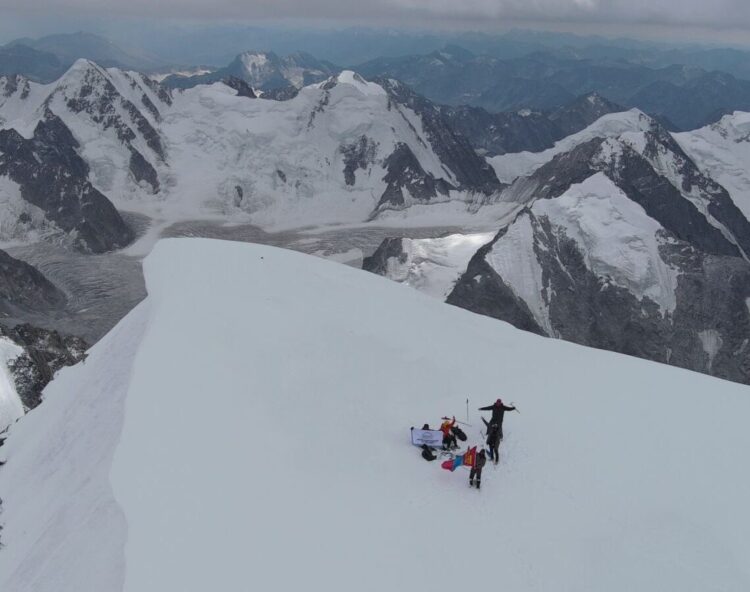 Монгол Улсын хамгийн өндөр цэгийг дахин тогтоов