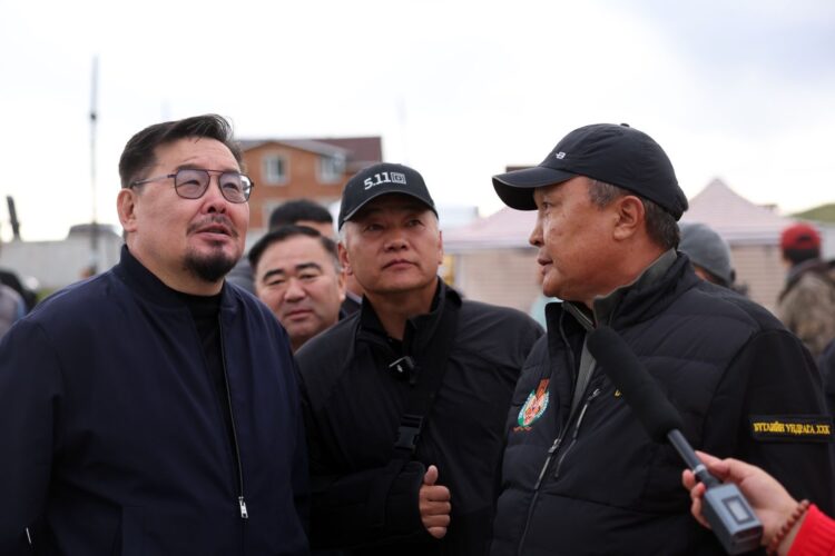 Монгол Улсын Ерөнхий сайд Г.Занданшатар өнөөдөр (2025.09.08) Орхон, Сэлэнгэ аймгийн тариаланчидтай уулзаж, ургац хураалтын явцтай танилцаж байна