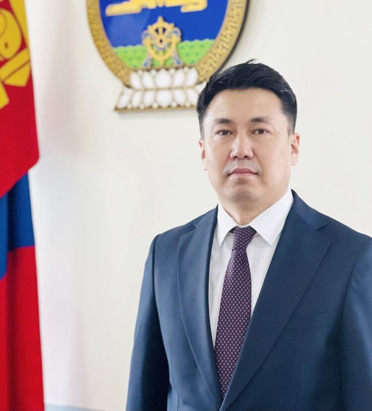 ХӨДӨЛМӨР, ХАЛАМЖИЙН ҮЙЛЧИЛГЭЭНИЙ ЕРӨНХИЙ ГАЗРЫН ДАРГААР З.БАУЫРЖАНЫГ ТОМИЛЛОО