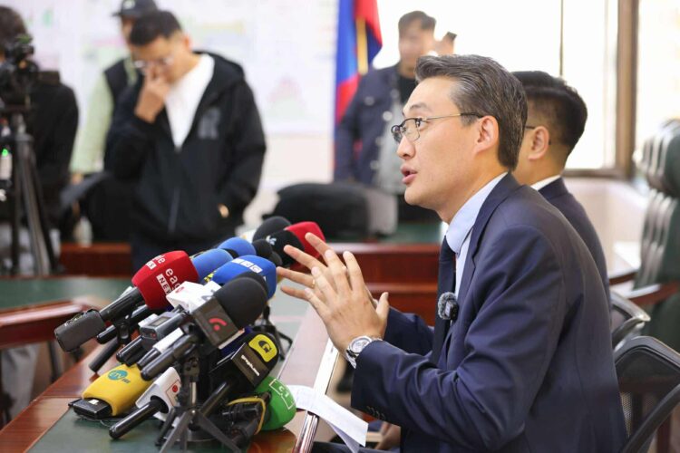 Улаанбаатар хотод борлуулалтын 400 цэгээр мидлинг, хагас коксон шахмал түлш худалдаална