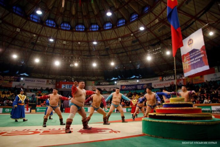 1.5 тэрбум төгрөгийн шагналын сантай “Алтан цом”-ын барилдааныг зохион байгуулна