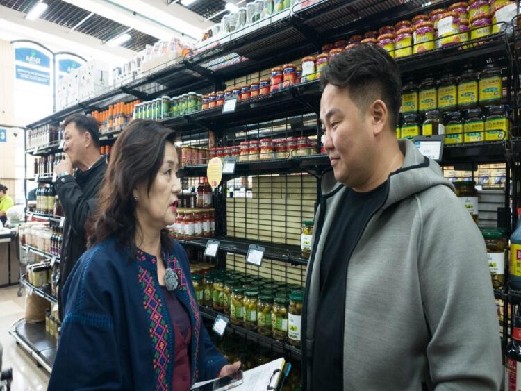 ХХХҮЯ:Импортын хүнсний худалдаанд хяналт шалгалт хийж байна