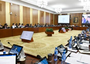 Монгол Улсын төсвийн төслийн талаарх зургаа дахь хэлэлцүүлэг “Эрүүл мэнд, нийгмийн хамгааллын салбарын 2026 оны төсөв” сэдвээр болж, өндөрлөлөө