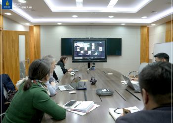 Засгийн газрын 147-р тогтоолын хэрэгжилтийг биелүүлж эцэг эх асран хамгаалагчдад 5 хоногийн цалинтай чөлөөг олгох ажлыг иргэд олон нийтэд ойлгуулан дэмжиж ажиллана