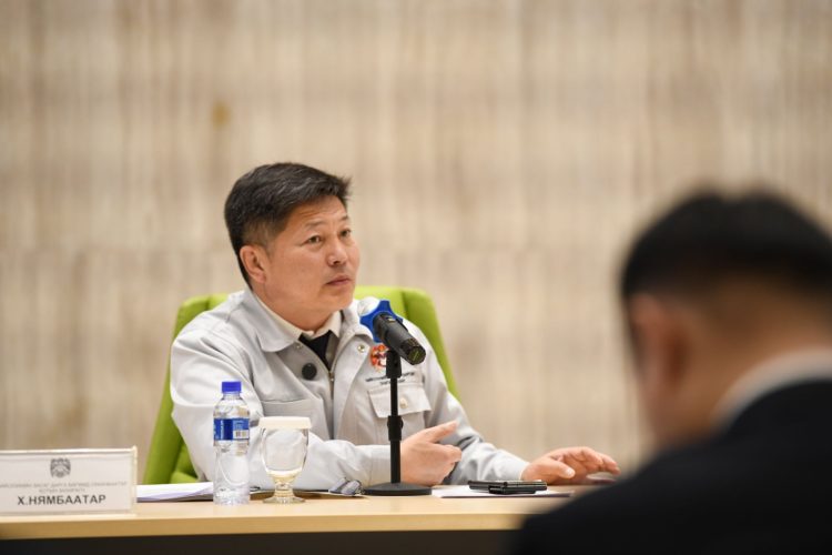 Х.Нямбаатар: Хиймэл оюун ухааны дэвшлийг зарим ажлын байранд ашиглана