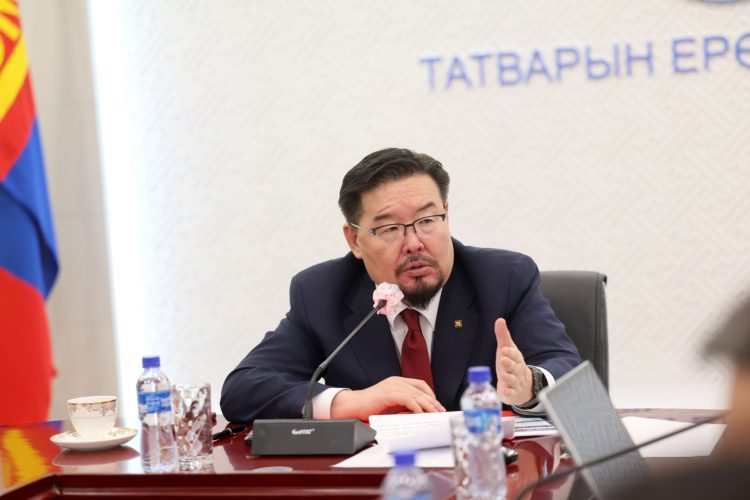 Г.Занданшатар: Татварын байцаагч гэхээрээ л шалгадаг, дарамталдаг байж таарахгүй