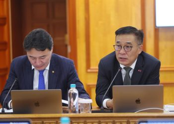 “Багануур” ХК, “Шивээ-Овоо” ХК-д үүссэн өр төлбөр, зээлийн үлдэгдлийг улсын төсөвт төлж барагдуулна