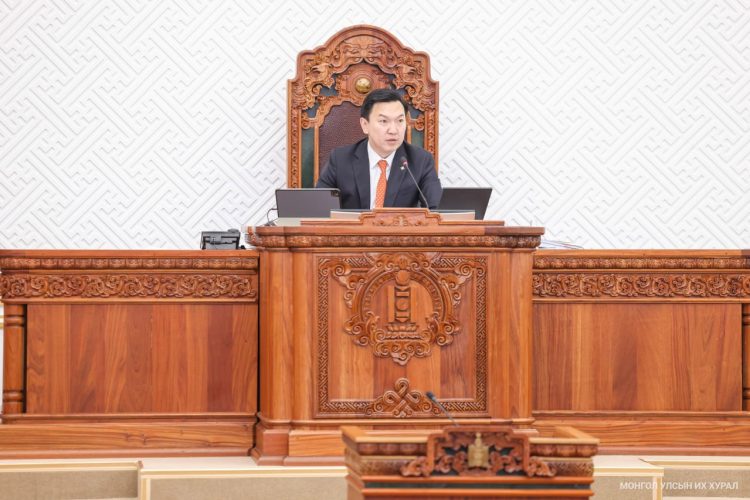 Ирэх долоо хоногт УИХ-ын чуулганаар хэлэлцэх асуудлууд