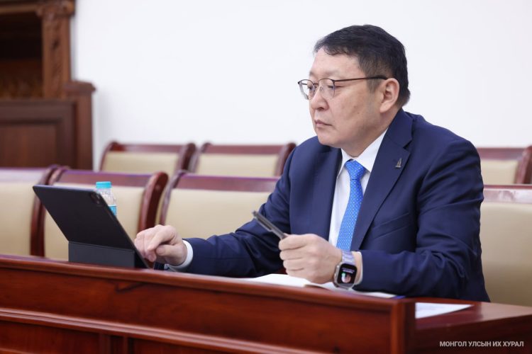 Монголбанкны ерөнхийлөгчөөр С.Наранцогтыг томиллоо