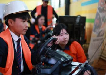 Боловсролын сайдын  тушаалаар “Хосмог сургалт зохион байгуулах журам” батлагдлаа