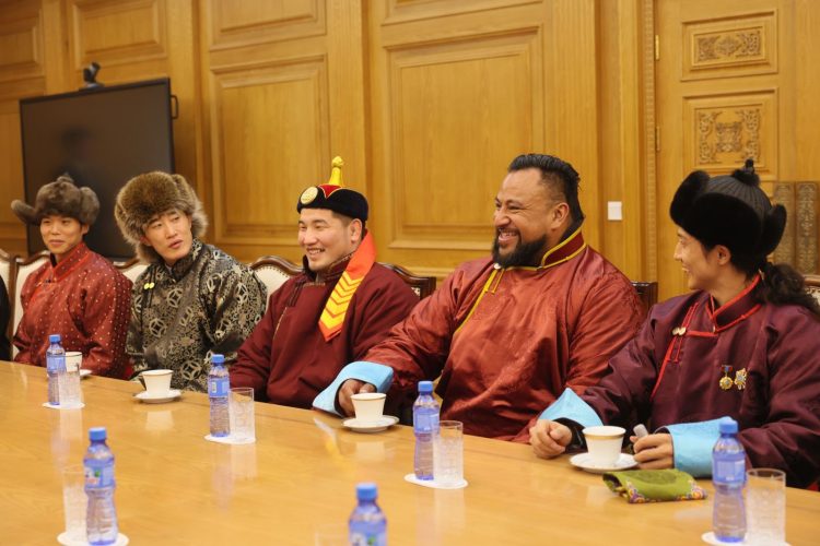 ЕРӨНХИЙ САЙД Г.ЗАНДАНШАТАР “PHYSICAL ASIA” НЭВТРҮҮЛГИЙН ОРОЛЦОГЧДЫГ ИРЭХ ЖИЛИЙН УЛСЫН НААДАМ ҮЗЭХИЙГ УРИЛАА