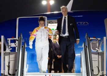 Өвлийн Олимпын галт бамбарын буухиа Ром хотоос эхэллээ