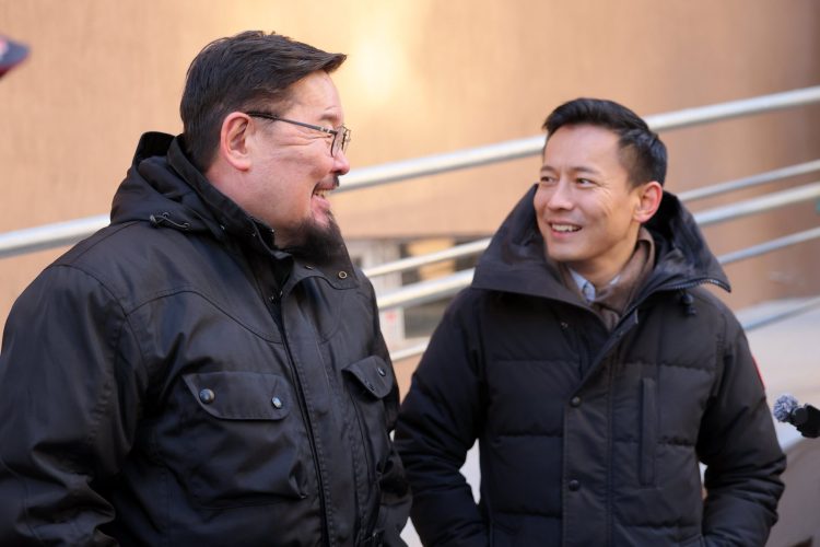 Зуун айлын нийтийн байрыг дахин төлөвлөх төслийн үр дүнд эхний айлууд орон сууцандаа оржээ