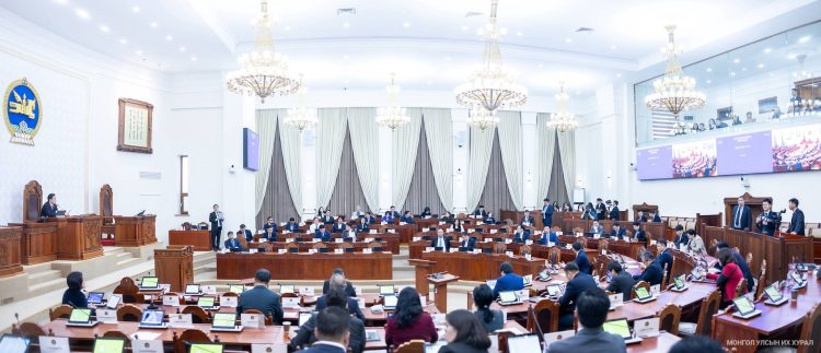Монгол Улсын засаг захиргаа, нутаг дэвсгэрийн нэгж, түүний удирдлагын тухай хуульд өөрчлөлт оруулах тухай хуулийн төслийн хэлэлцэх эсэх хэлэлцүүлгийг эхлүүллээ