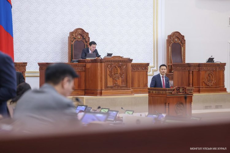 Улсын Их Хурлын Хянан шалгах түр хорооноос Оюу толгой бүлэг ордоос хүртэх үр өгөөжийг нэмэгдүүлэх зорилтыг хэрэгжүүлэхийн тулд дөрвөн санал дэвшүүлж байна