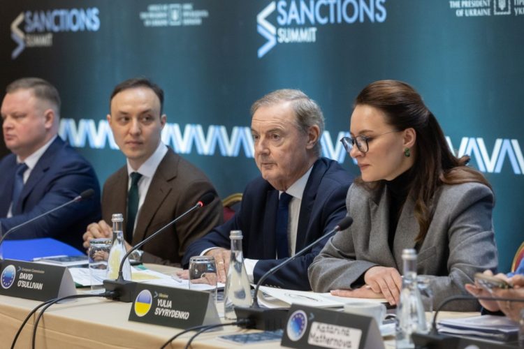 Европын Холбоо ОХУ-ын эсрэг хориг арга хэмжээг үргэлжлүүлэх асуудлыг хэлэлцэв