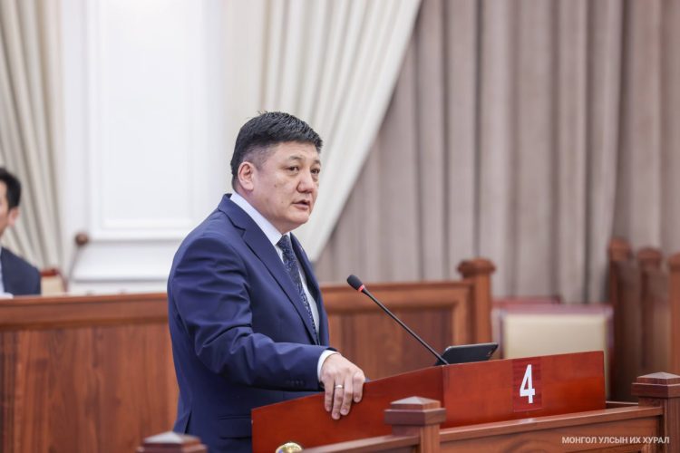 Улсын Ерөнхий Прокуророор М.Чинбат томилогдлоо