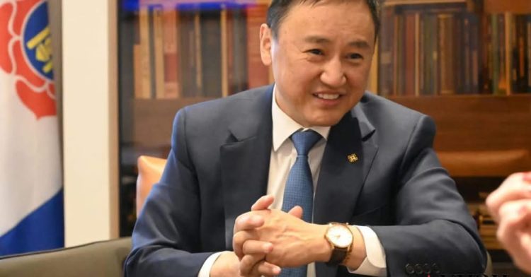 Ж.ЧИНБҮРЭН: ЭРҮҮЛ МЭНДИЙН САЛБАРТ ЗАРЦУУЛСАН МӨНГӨ БОЛГОН ХҮНИЙ АМЬ АВАРДАГ БАЙХ ЁСТОЙ