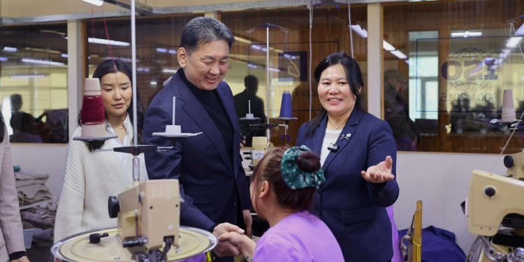 “Цагаан алт” хөтөлбөрийн дүнд самнасан ноолуурын экспорт 330 сая ам.долларт хүрлээ