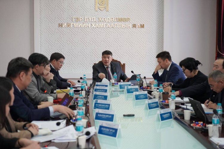 Монголбанкны үнэт цаас худалдан авахад зарцуулах хөрөнгийн дээд хэмжээг 2026 онд 300.0 тэрбум төгрөгөөр батлах Монгол Улсын Засгийн газрын тогтоолын төслийг хэлэлцэн дэмжлээ