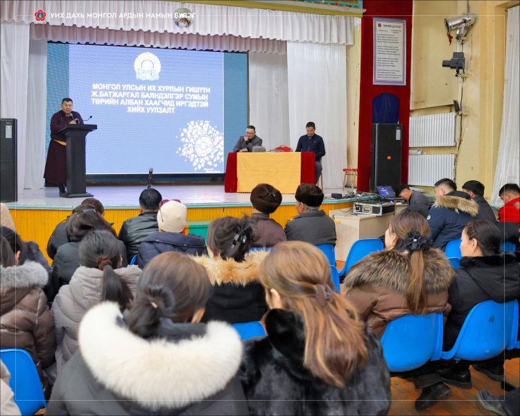 ТӨВ АЙМГИЙН ТӨСВИЙН ХӨРӨНГӨ ОРУУЛАЛТЫН 63.8 ХУВИАР АВТОЗАМЫН БҮТЭЭН БАЙГУУЛАЛТЫГ ХИЙНЭ