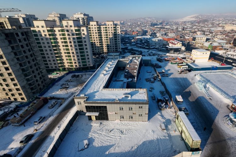 32-ын тойрог орчимд ахуйн үйлчилгээний шинэ төв байгуулах ажлын явц 80 хувьтай байна