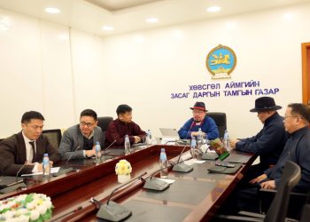 “Эдийн засгийн сэргэлтийг эрчимжүүлж, үр өгөөжийг бодитоор хүргэх 300 хоногийн ажлын төлөвлөгөө”-г хэрэгжүүлэхэд орон нутгийн удирдлагууд санаачилгатай ажиллахыг даалгав