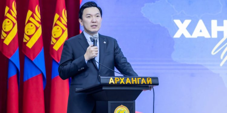 УИХ-ын дарга Н.Учрал: Хөдөлмөрлөж байгаа хүн бүрт дарамт биш боломж олгож, төр нөлөөллөө багасгаж чөлөөлье!