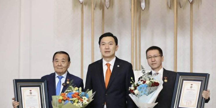 “Эрүүгийн процессын эрх зүйн үндсэн асуудал” бүтээлд Бяраагийн Чимидийн нэрэмжит шагнал олголоо