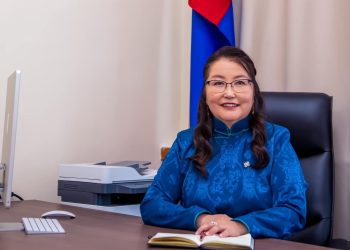 “Авто замд их наядаар нь тавьдаг хэрнээ эрчим хүчинд 300 тэрбум төгрөг төсөвлөсний гор гарлаа”