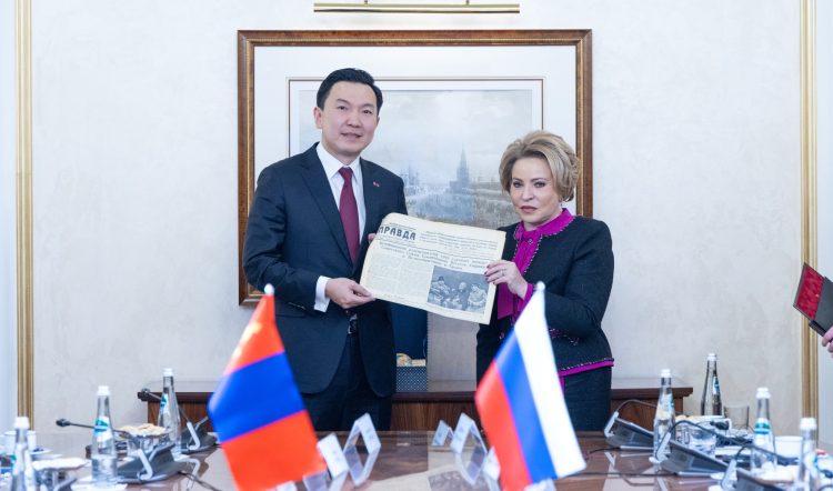 Монгол Улсын Их Хурлын дарга Н.Учрал, ОХУ-ын Холбооны Хурлын Холбооны Зөвлөлийн дарга В.И.Матвиенко нар албан ёсны хэлэлцээ хийв