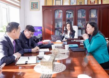 Ажлын хэсэг нийслэлийн ерөнхий боловсролын 2 дугаар сургуульд ажиллав