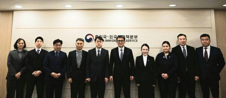 Монголын талаас БНСУ-ын визийн хянан шалгах үйл явцыг хялбаршуулах тал дээр хамтран ажиллахаар боллоо