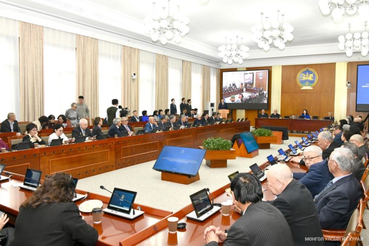 Улсын Их Хурал, Тамгын газар ахмад настнууддаа хүндэтгэл үзүүллээ