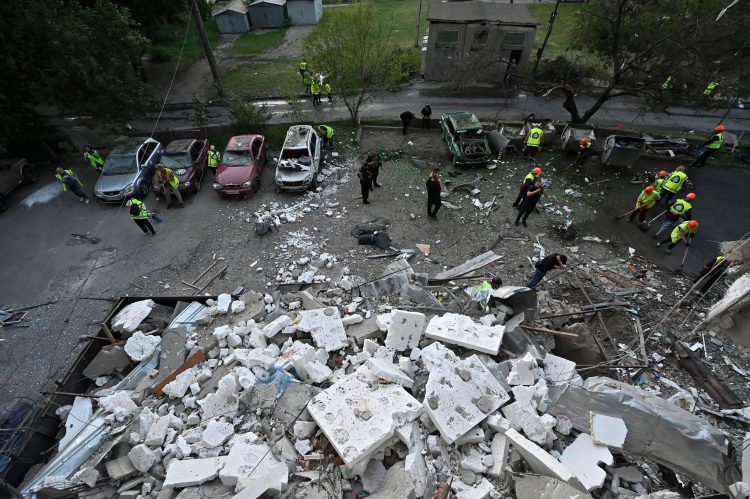 Дипломат итгэл буурч байгааг Зеленский анхаарууллаа